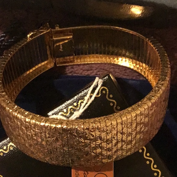 Toscana Italian Mirrigo Finish 18k Gold Plated Bracelet , NIB - Picture 7 of 14